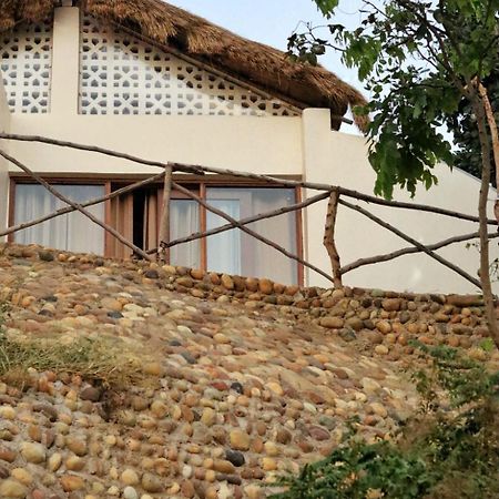 Agni Eco-Retreat Hotel Una  Kültér fotó